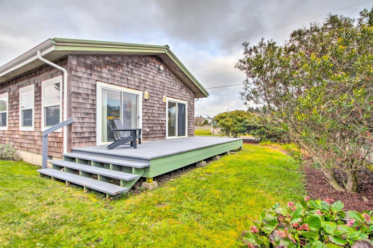 Airy Coastal Escape With Deck - Steps To Beach! Pacific Beach Luaran gambar